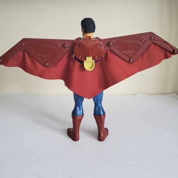 RARE Superman Mattel 12 Inches Action Figure With Retractable Wings - Picture 9 of 12